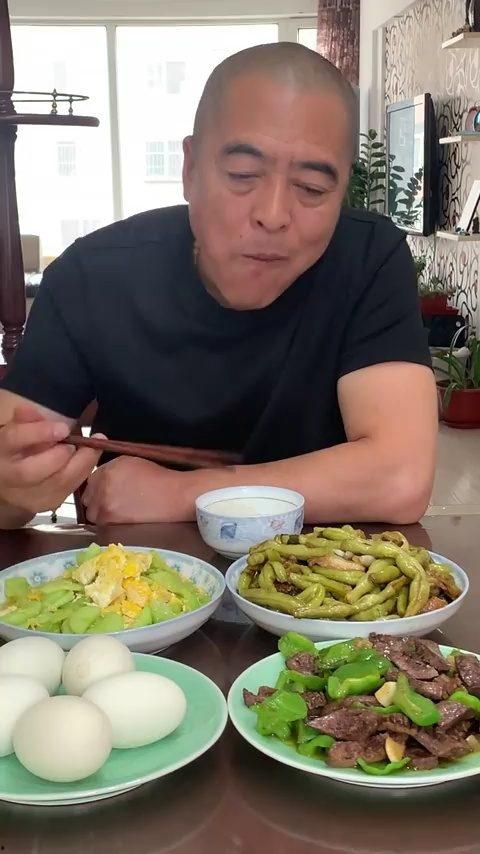 涛哥吃瓜窝,揭秘娱乐圈幕后故事